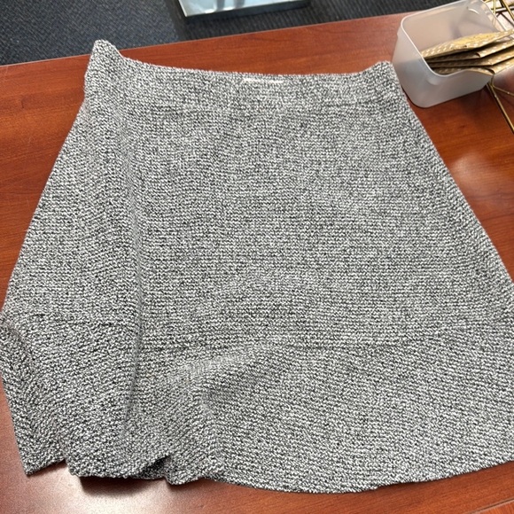 LOFT Dresses & Skirts - Loft skirt S // 051611